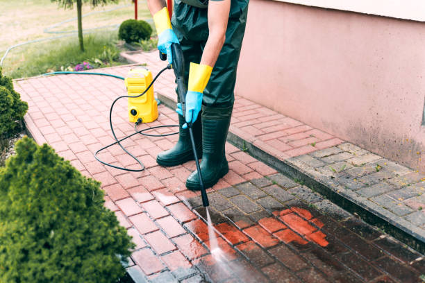 Why Choose Our Certified Pressure Washing Experts for Your Project Needs in Indianola, MS?